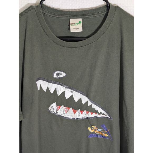 Anvil Organic XL Shark Mouth Fighter Plane T-Shirt Men’s WWII Style Green - Picture 2 of 4